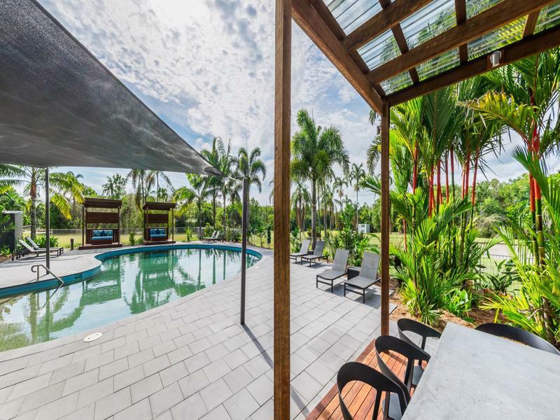 The Sebel Palm Cove Aparthotel Exterior photo