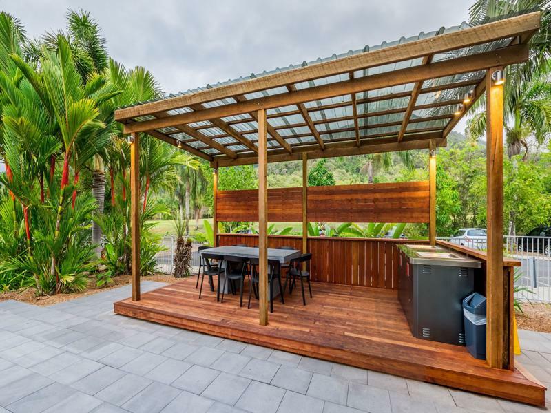 The Sebel Palm Cove Aparthotel Exterior photo