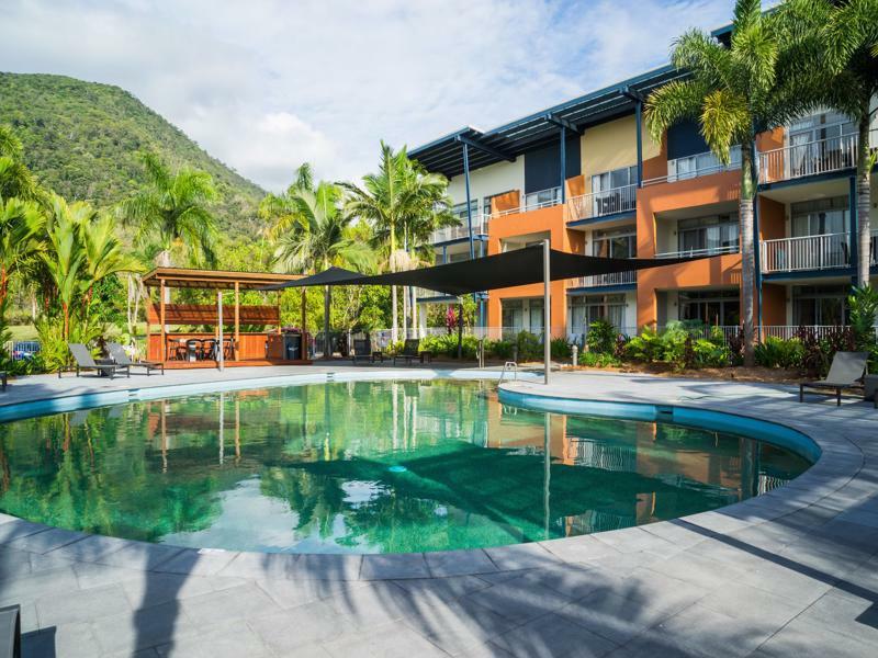 The Sebel Palm Cove Aparthotel Exterior photo