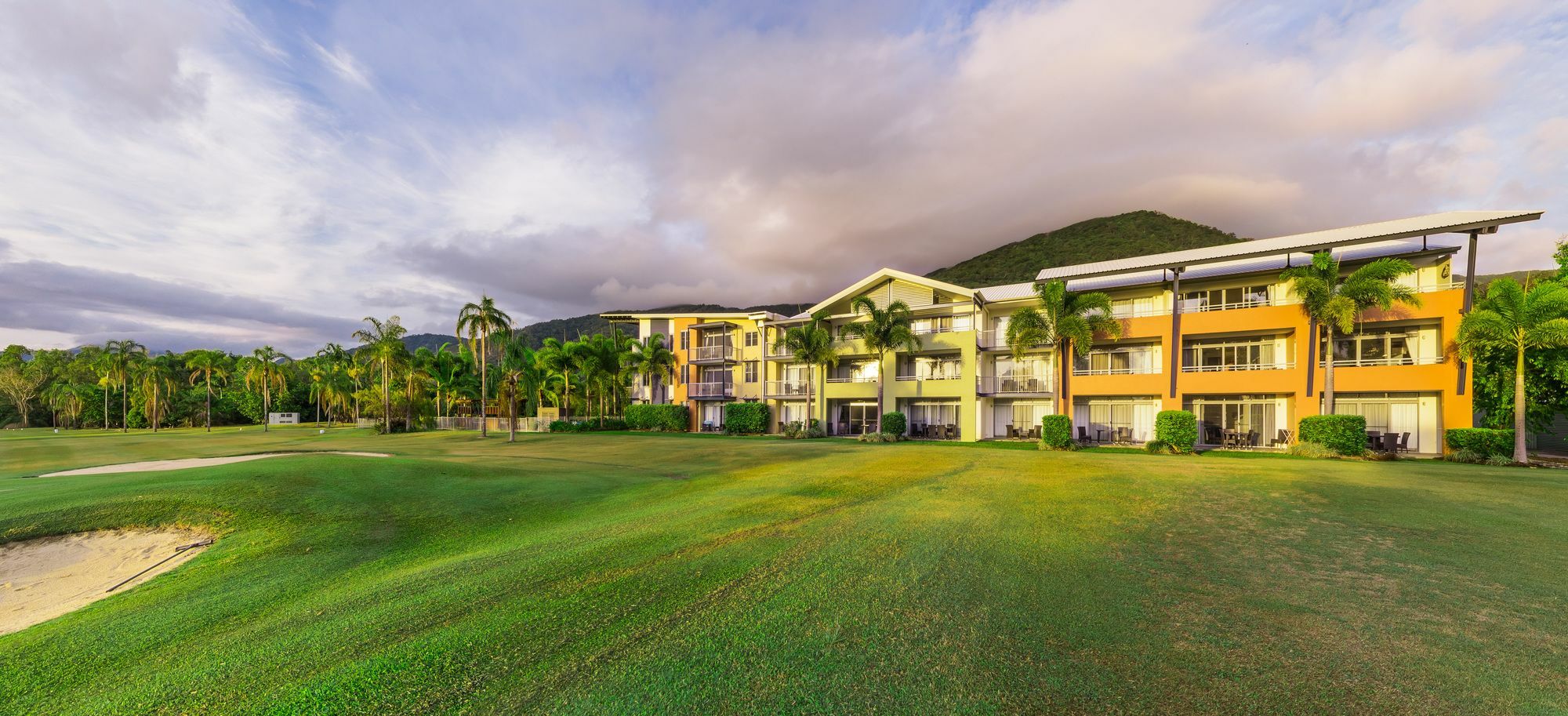 The Sebel Palm Cove Aparthotel Exterior photo